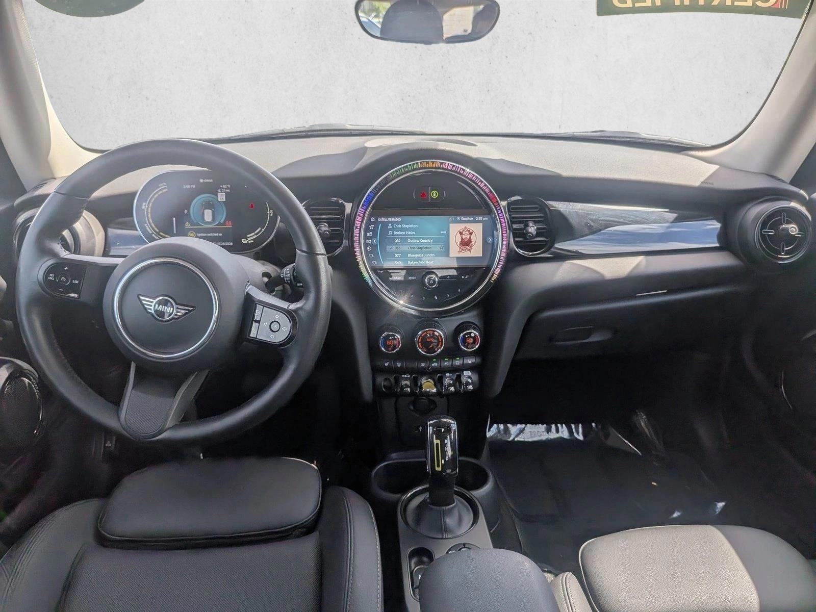 Thumbnail: 2024 MINI Cooper Hardtop - 3