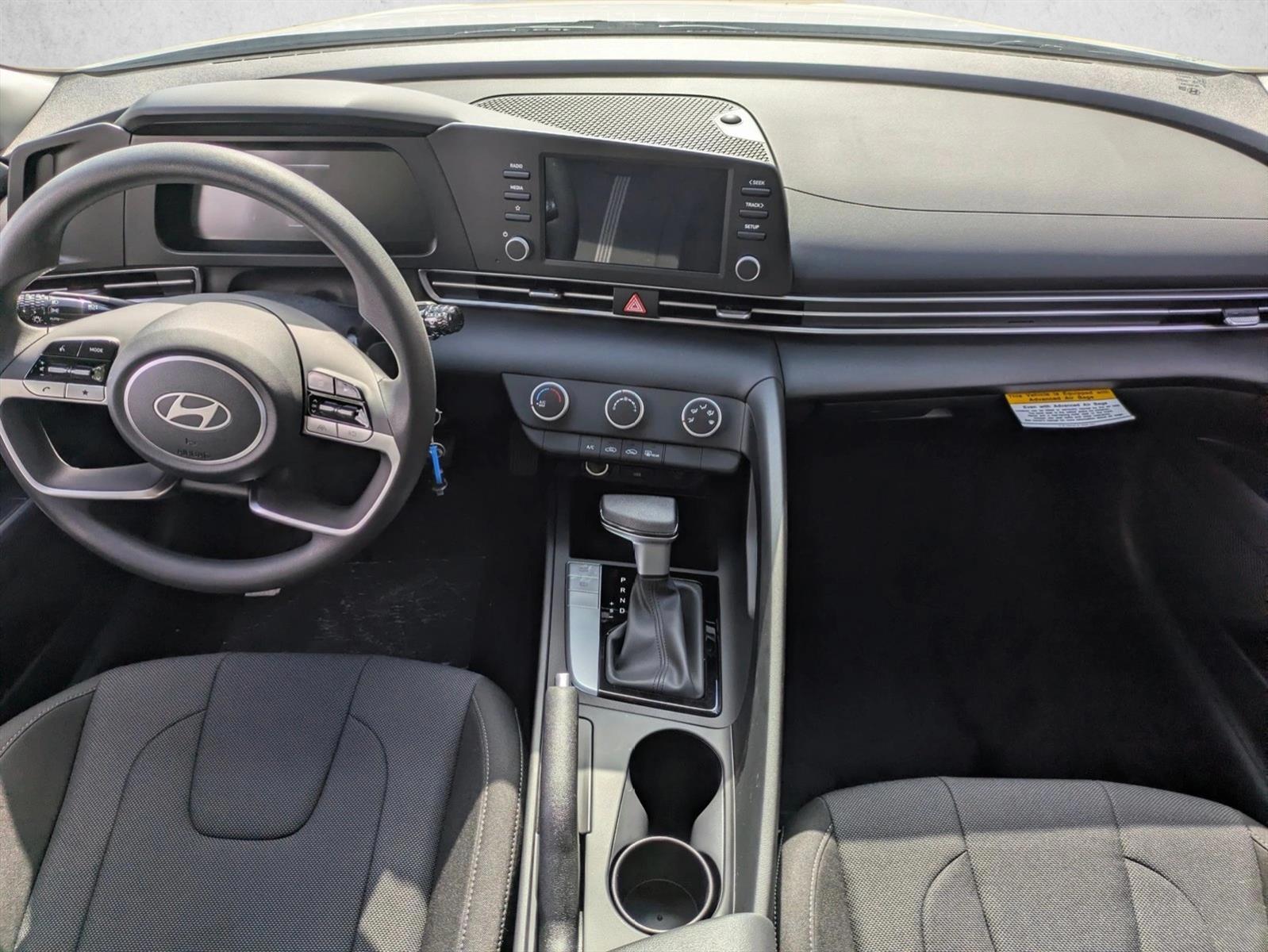 Thumbnail: 2026 Hyundai Elantra - 3