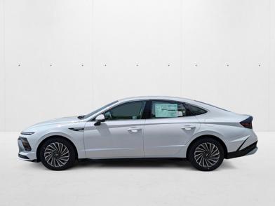 2025 Hyundai Sonata Hybrid