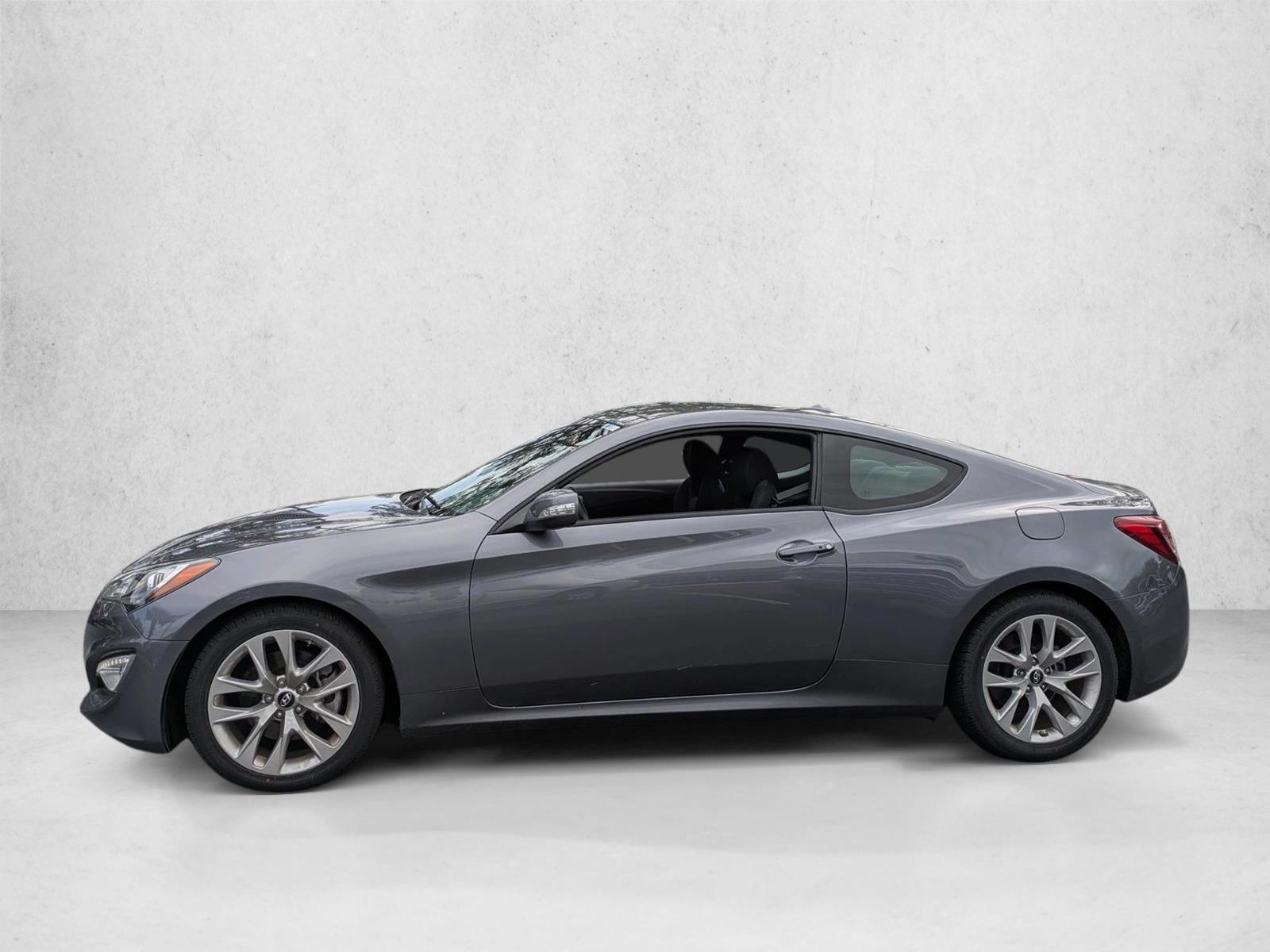 Thumbnail: 2016 Hyundai Genesis - 2