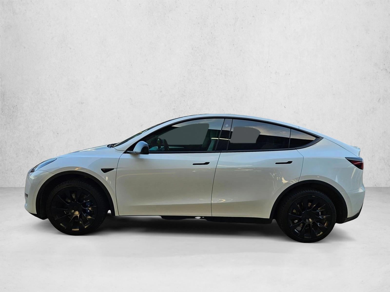 Thumbnail: 2023 Tesla Model Y - 2