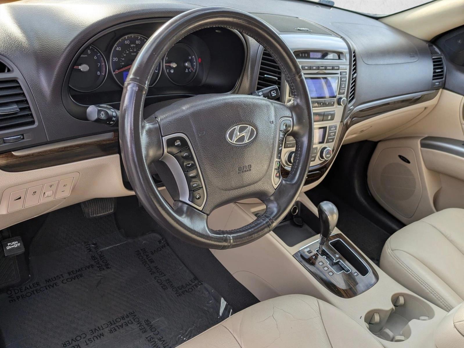 Thumbnail: 2012 Hyundai Santa Fe - 3