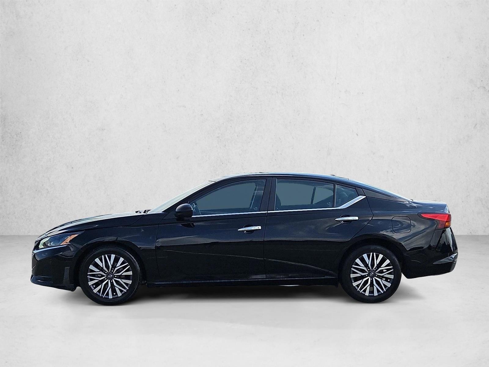 Thumbnail: 2024 Nissan Altima - 2