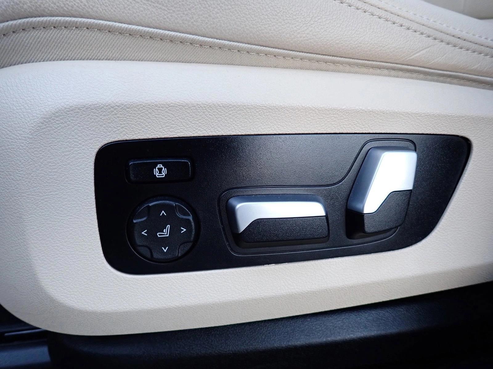 Thumbnail: 2022 BMW X5 - 3
