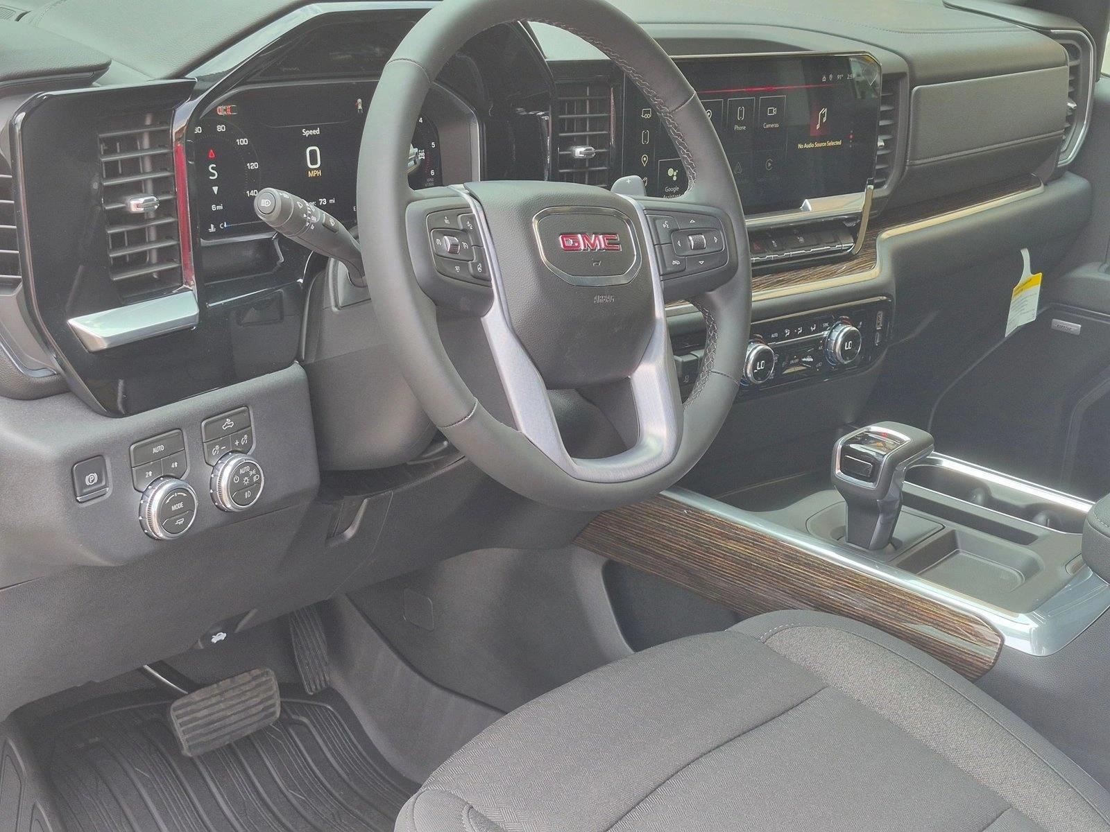 Thumbnail: 2026 GMC Sierra 1500 - 3