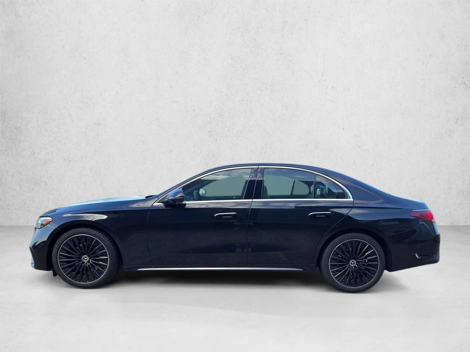 Thumbnail: 2027 Mercedes-Benz E-Class - 2