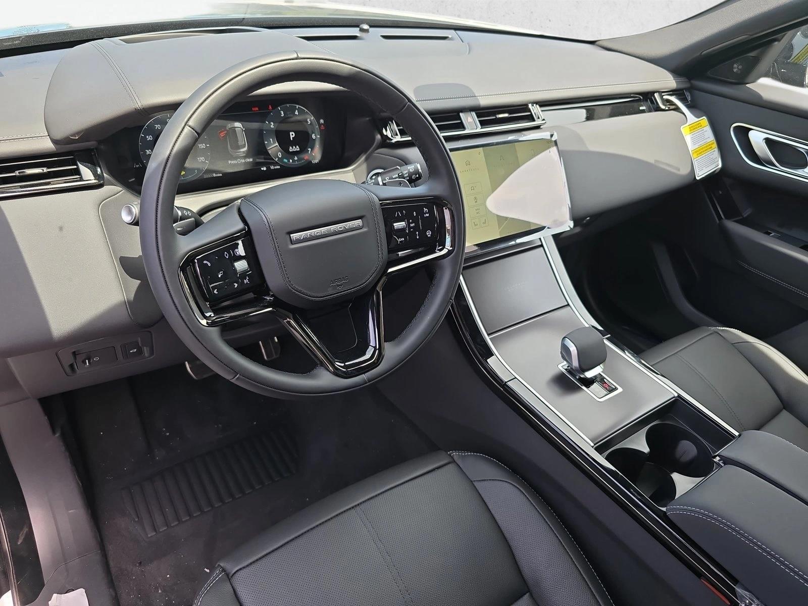Thumbnail: 2026 Land Rover Range Rover Velar - 4