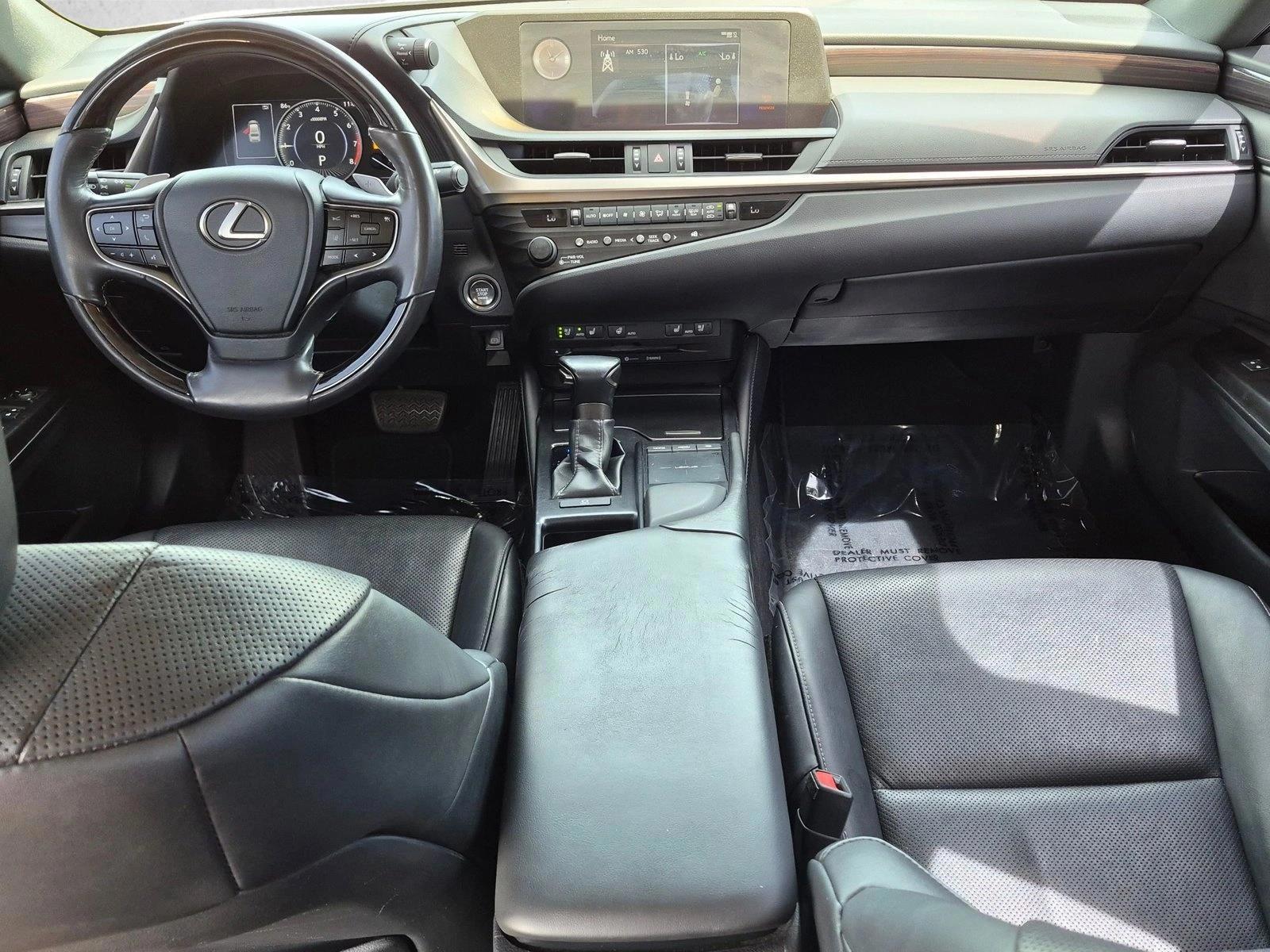 Thumbnail: 2019 Lexus ES - 5