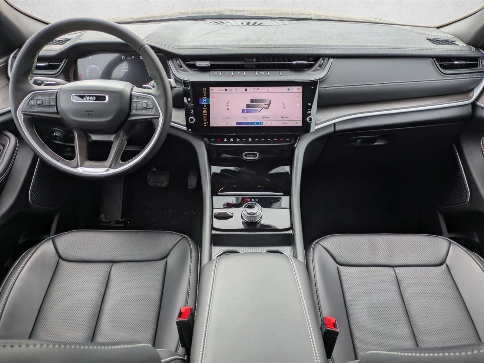 Thumbnail: 2026 Jeep Grand Cherokee - 3