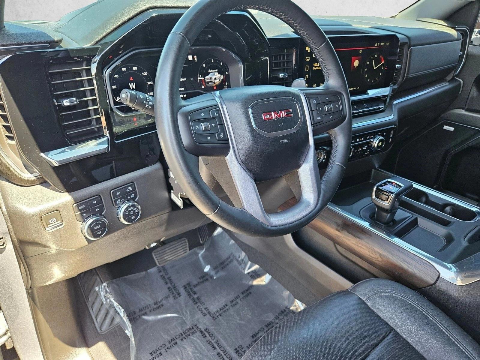 Thumbnail: 2023 GMC Sierra 1500 - 3