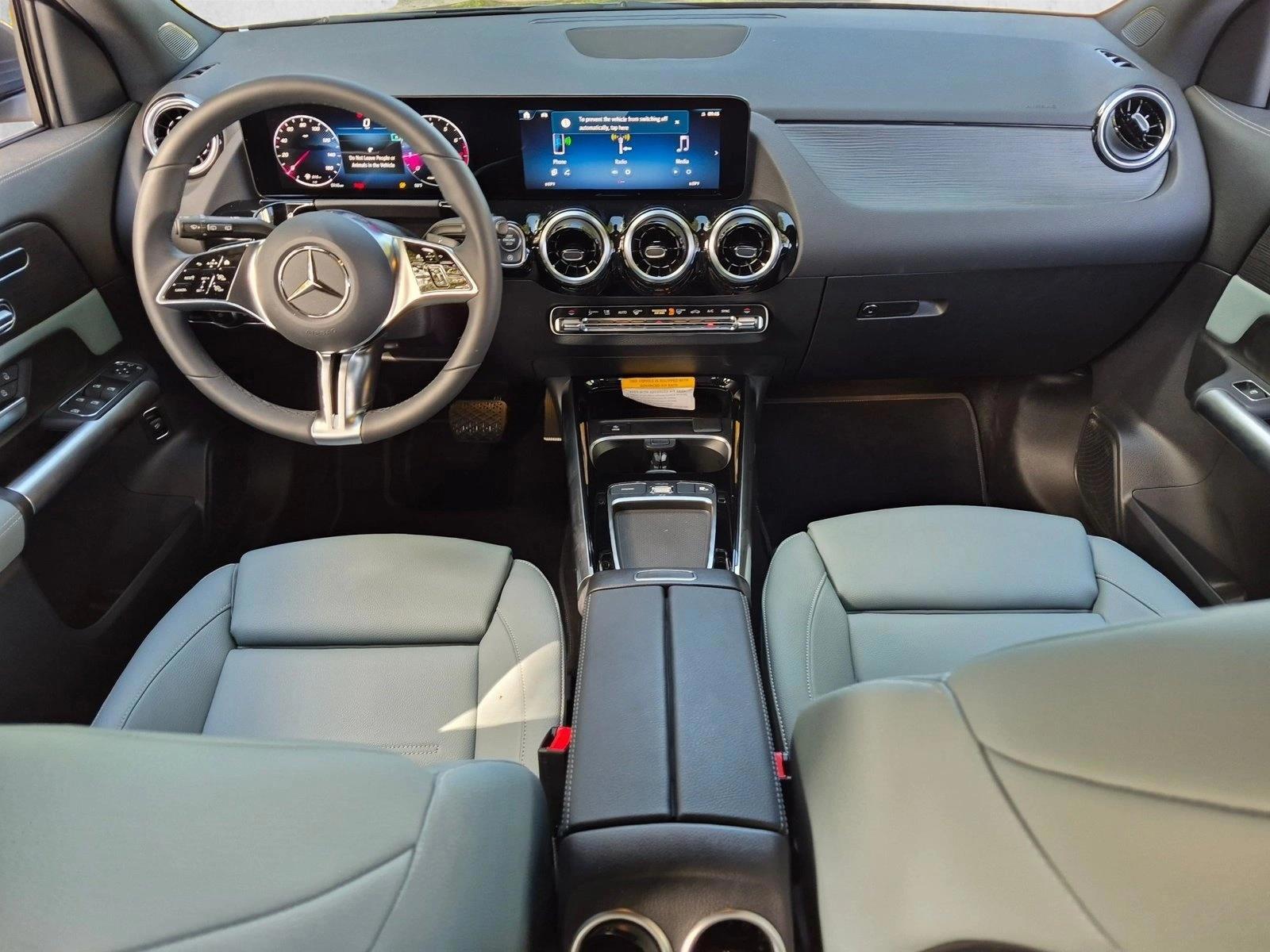 Thumbnail: 2026 Mercedes-Benz GLA - 3