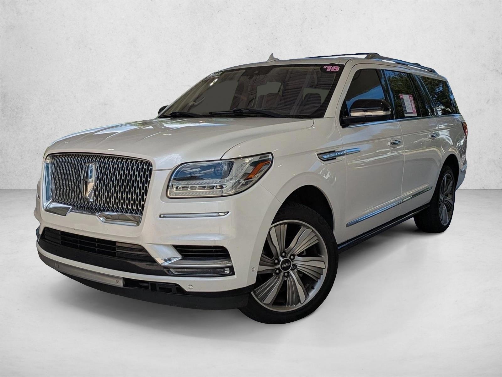 Thumbnail: 2018 Lincoln Navigator - 1