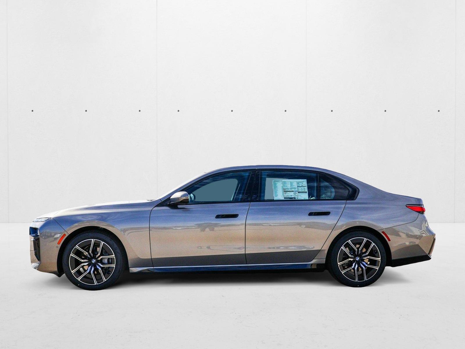 Thumbnail: 2025 BMW 7 Series - 2