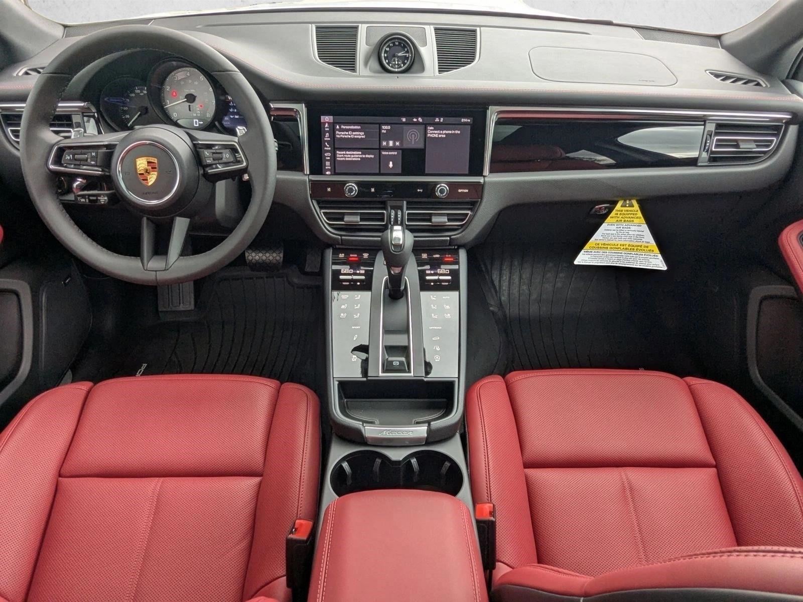 Thumbnail: 2026 Porsche Macan - 5