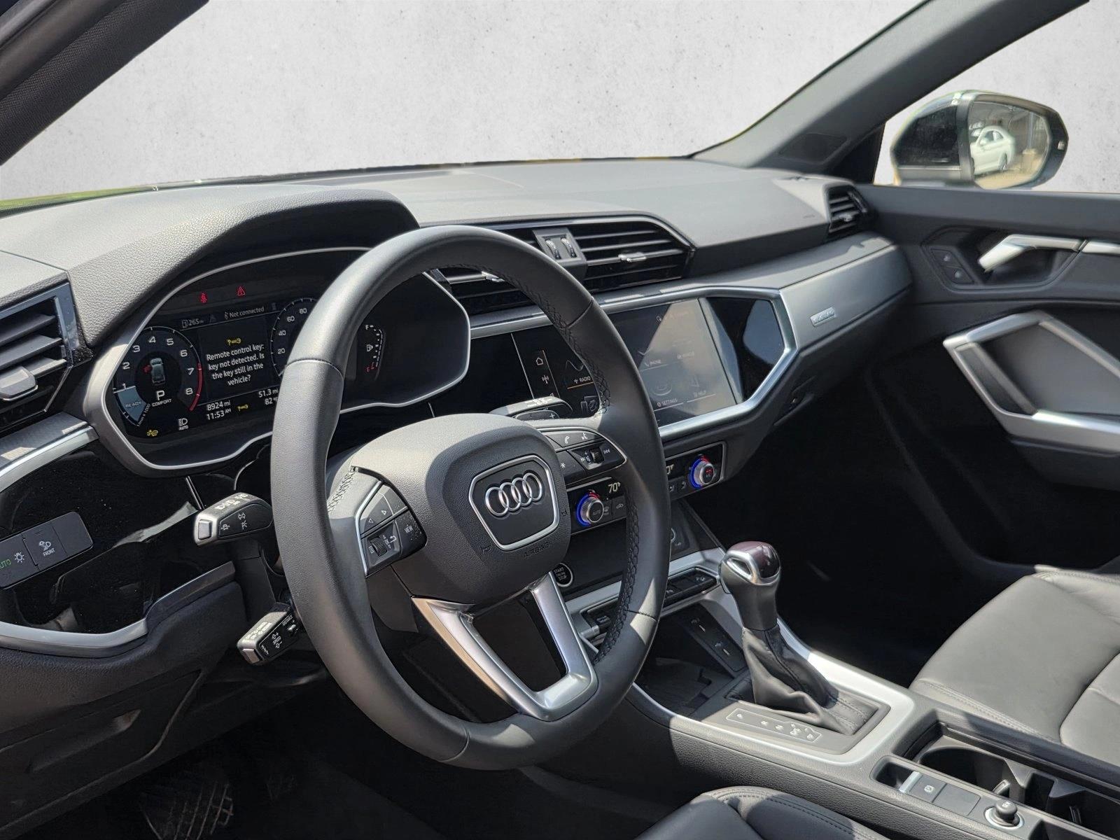Thumbnail: 2025 Audi Q3 - 3