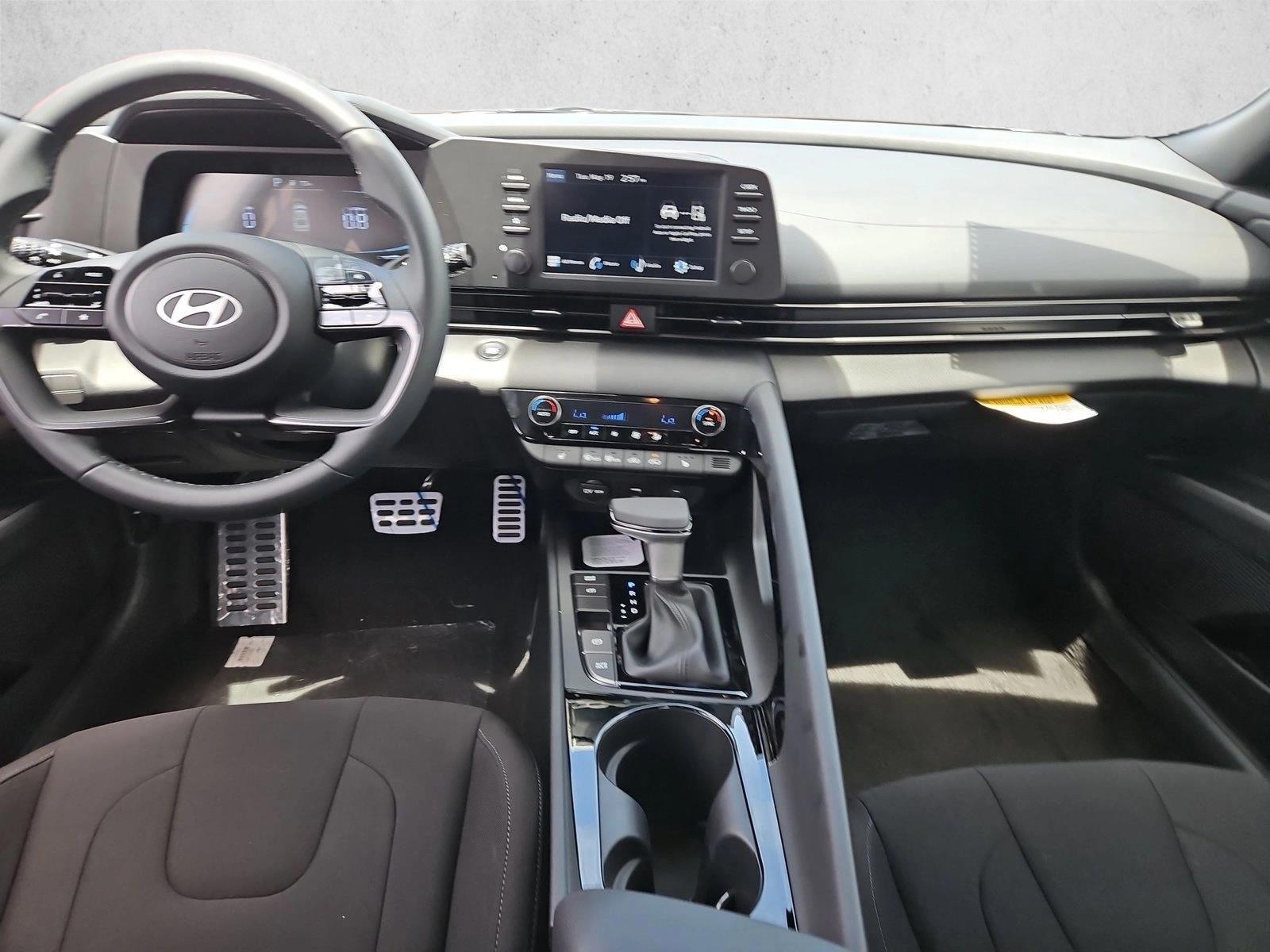 Thumbnail: 2026 Hyundai Elantra - 3