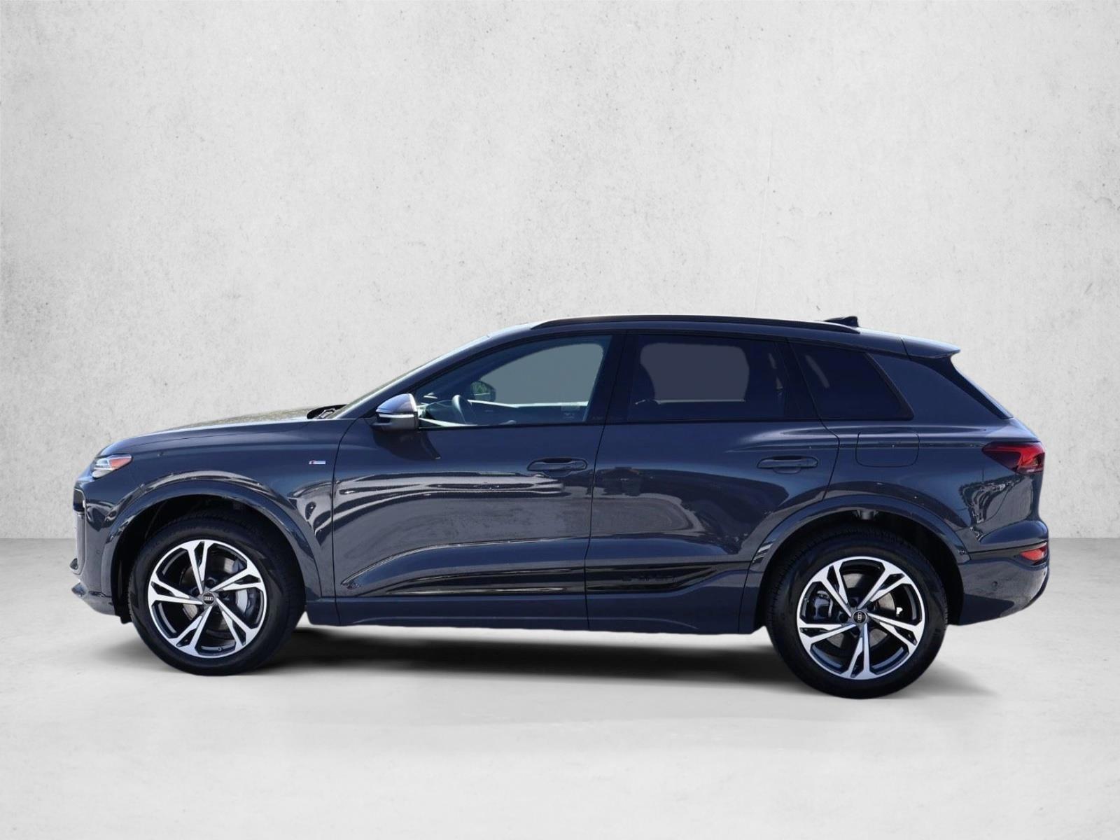 Thumbnail: 2027 Audi Q6 e-tron - 2