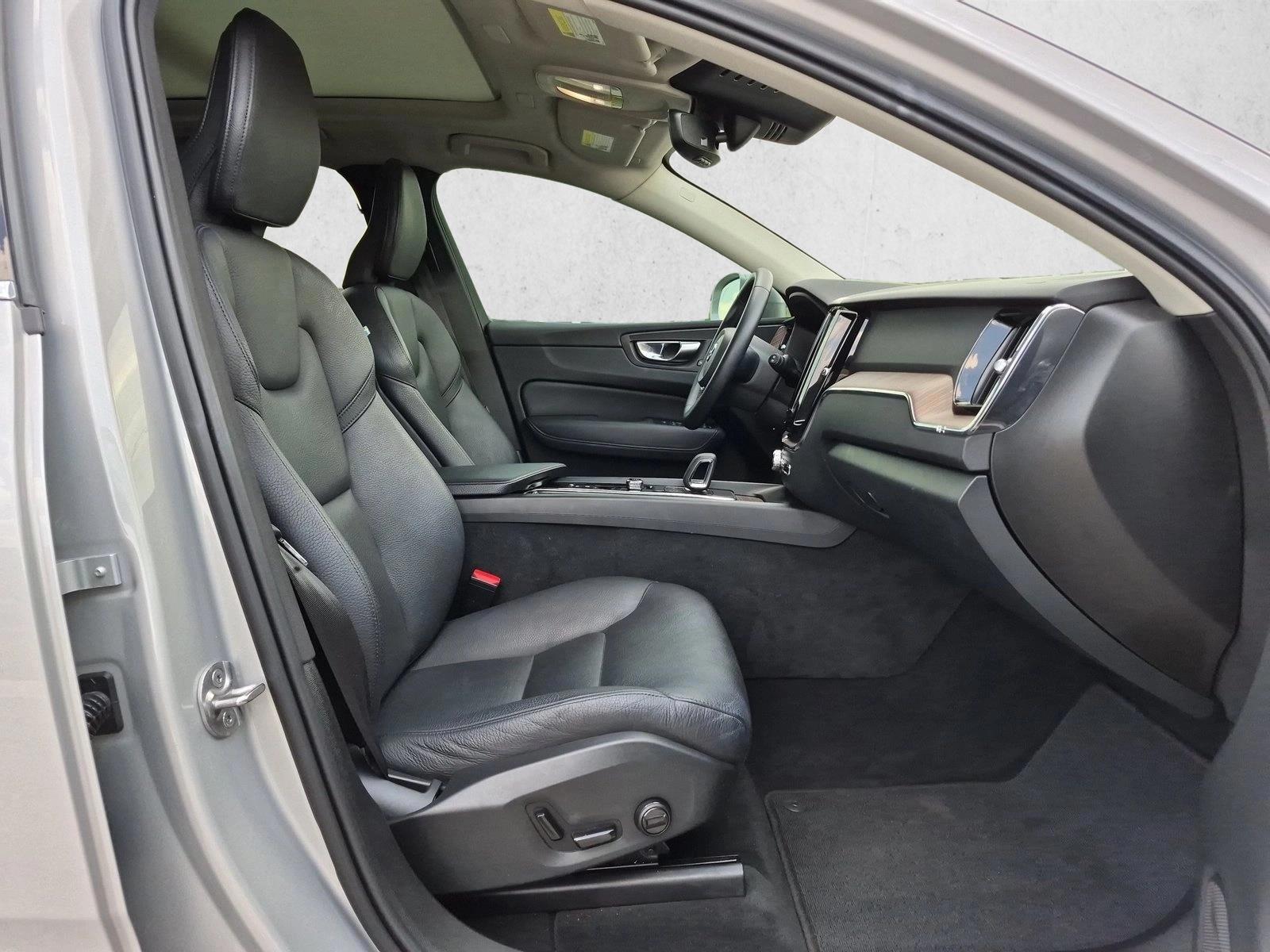 2022 Volvo VolvoXC60, photo 20