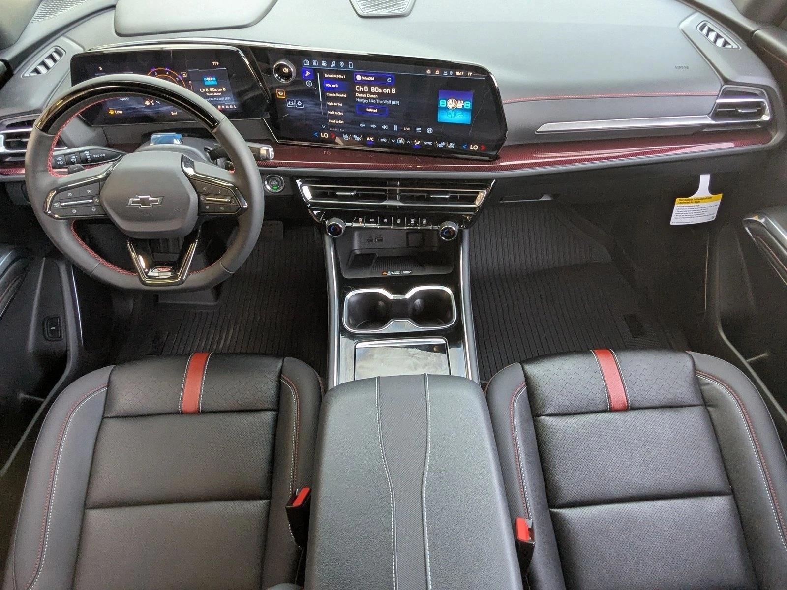 Thumbnail: 2026 Chevrolet Traverse - 4