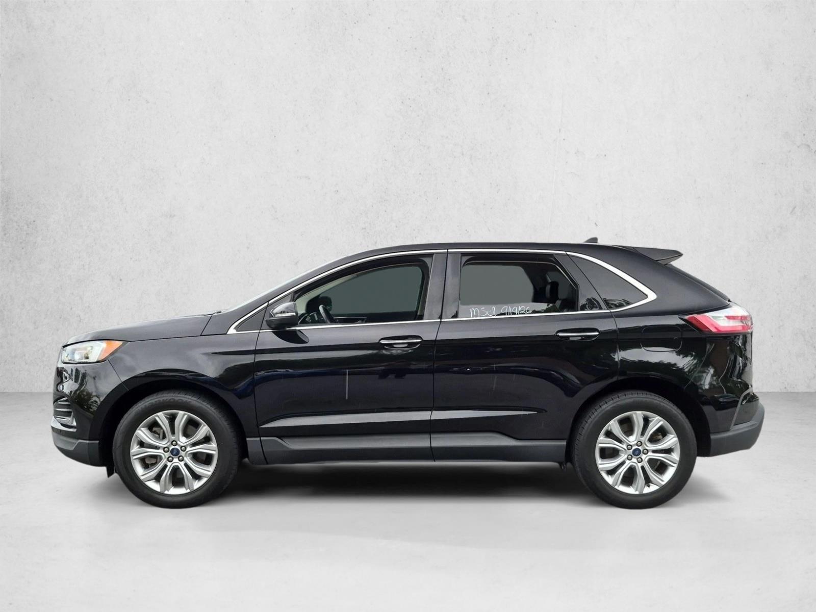 Thumbnail: 2021 Ford Edge - 2