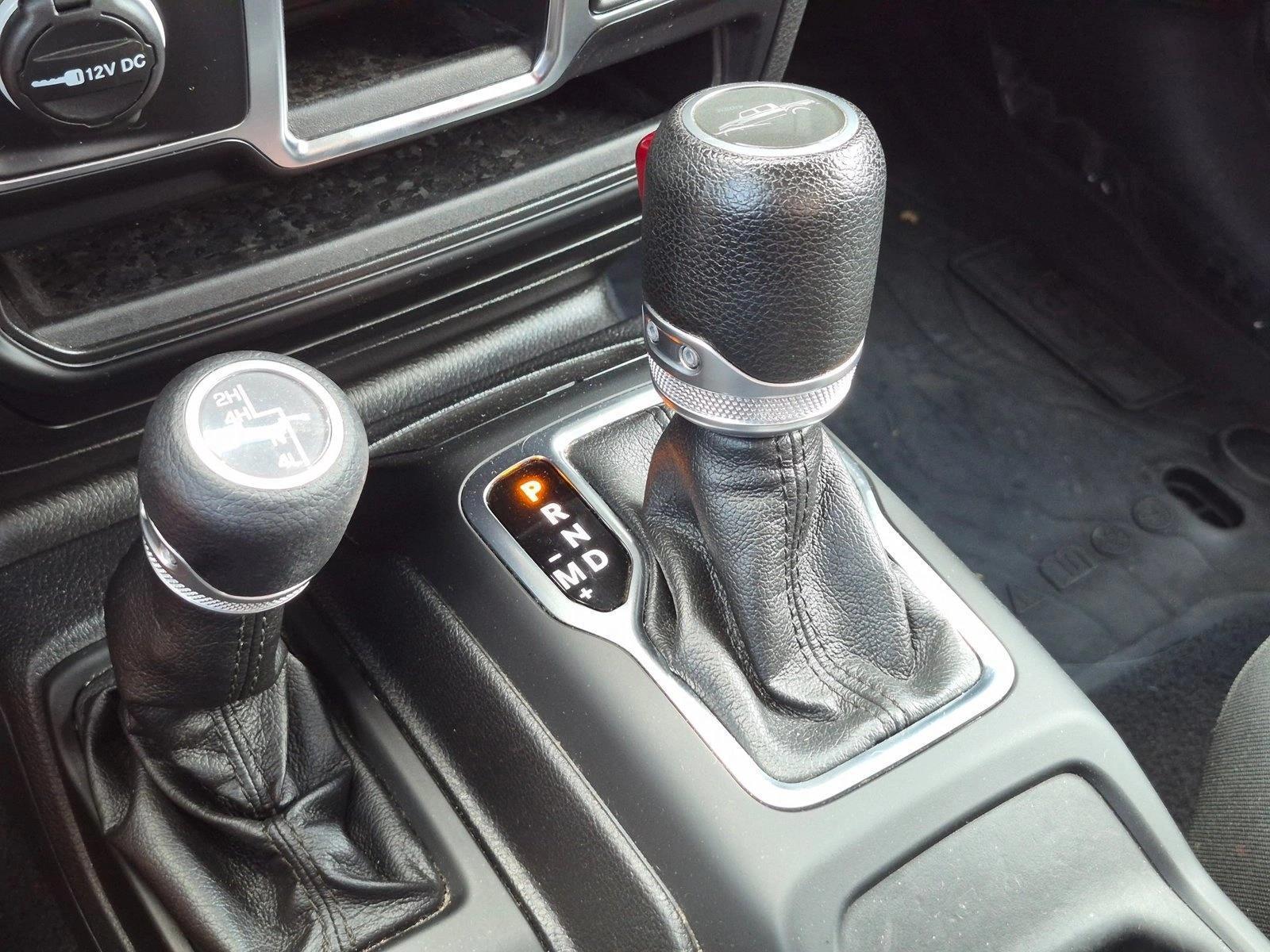 2021 Jeep Gladiator Sport - Photo 12
