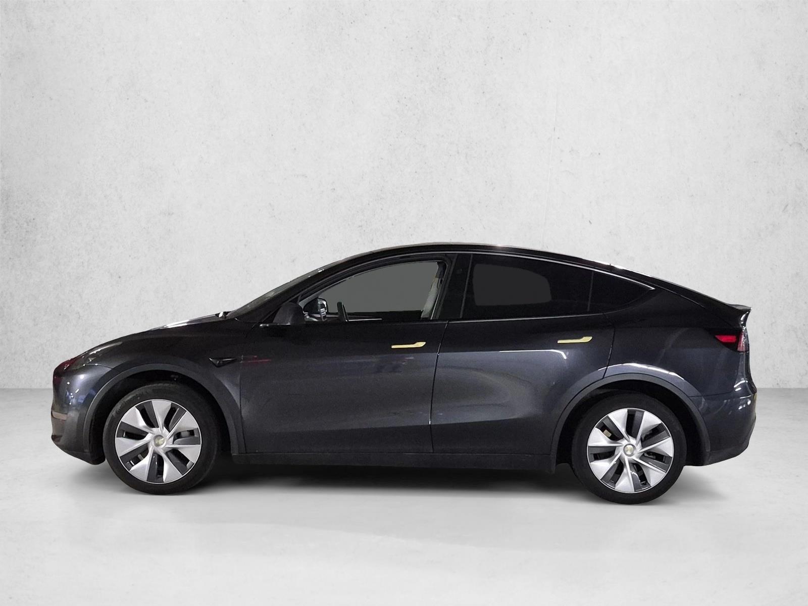 Thumbnail: 2024 Tesla Model Y - 2