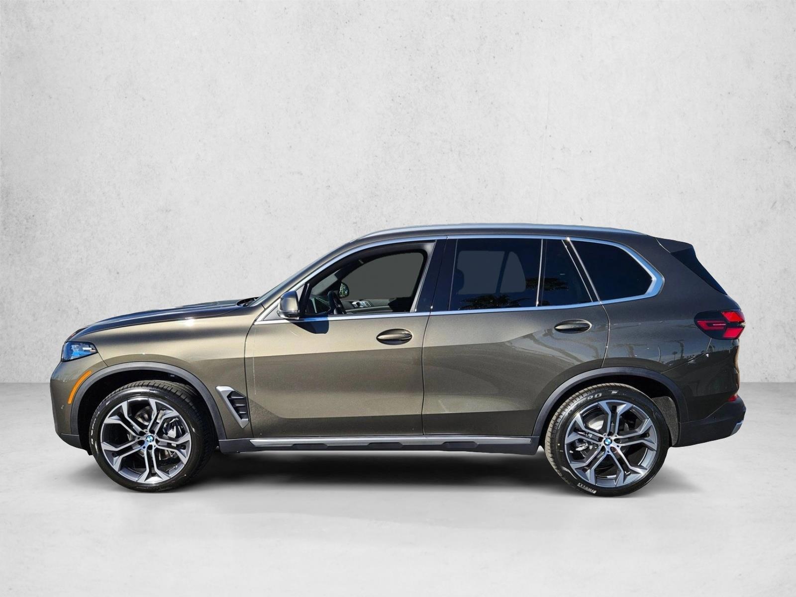 Thumbnail: 2026 BMW X5 - 2