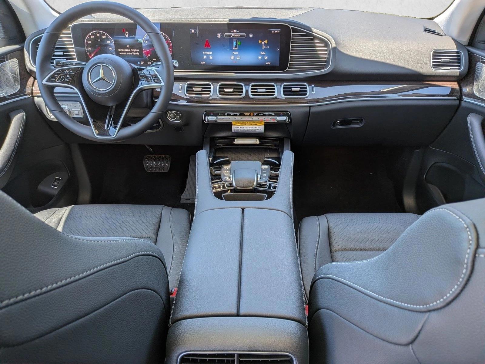 Thumbnail: 2026 Mercedes-Benz GLE - 4