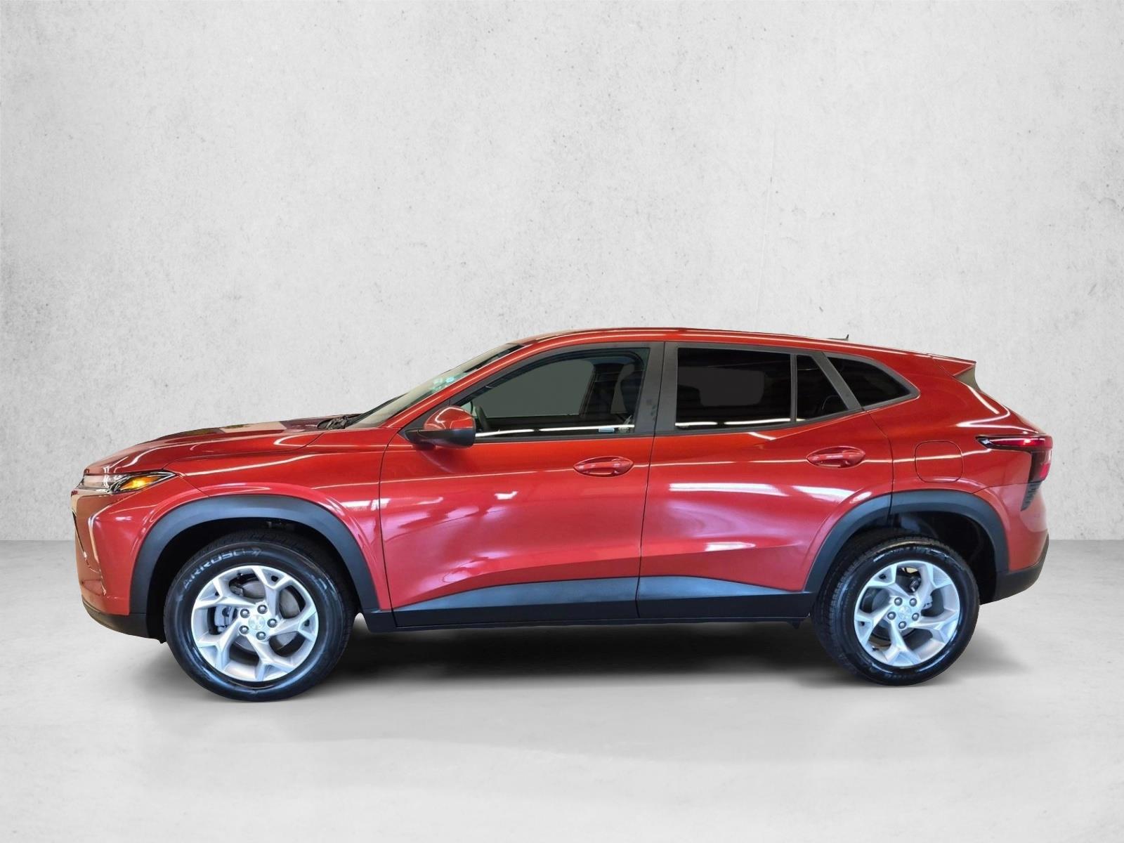 Thumbnail: 2024 Chevrolet Trax - 2