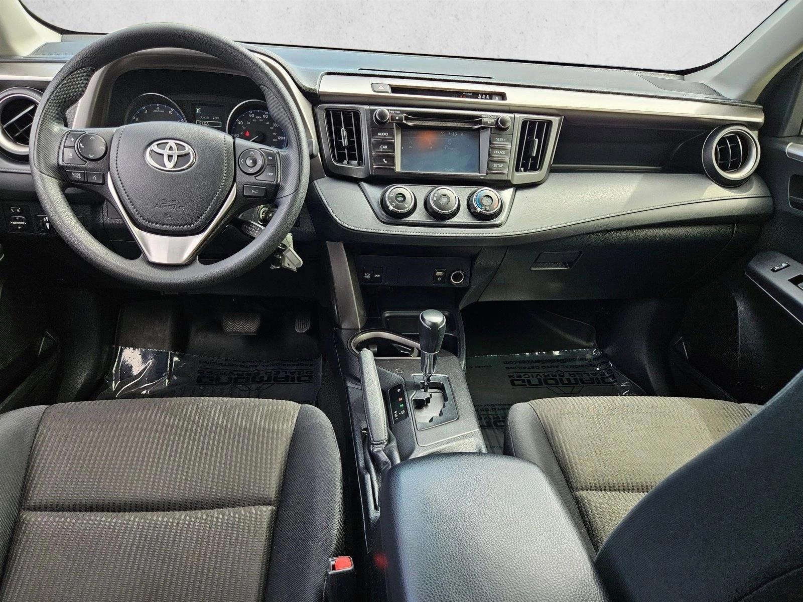 Thumbnail: 2017 Toyota RAV4 - 3