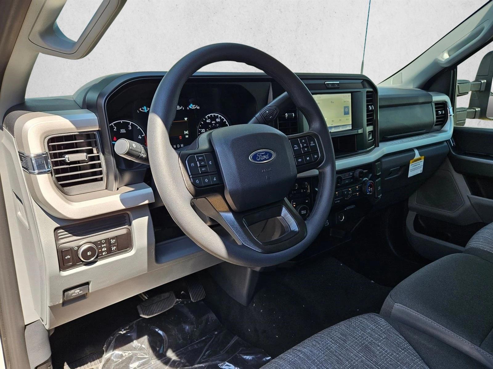 Thumbnail: 2026 Ford Econoline - 3