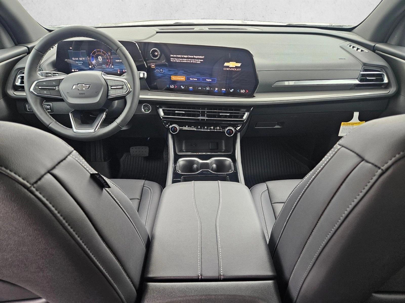 Thumbnail: 2026 Chevrolet Traverse - 3