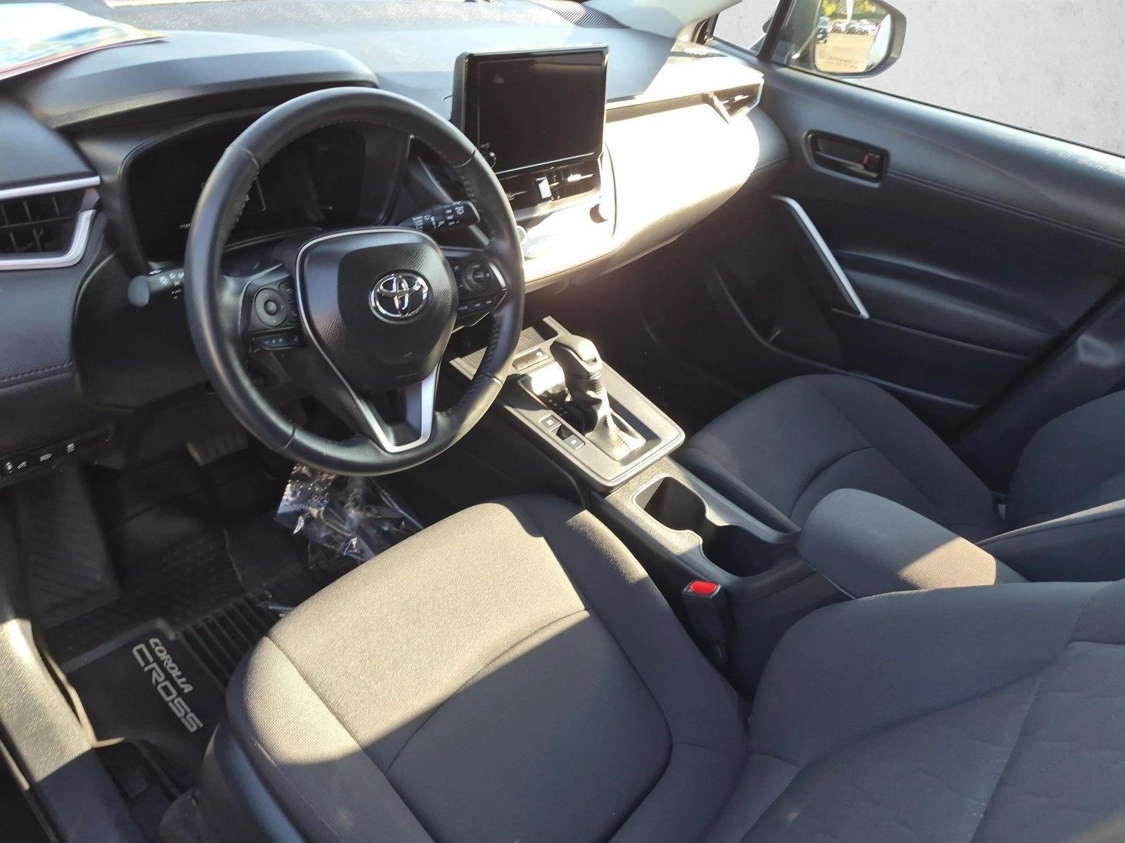 Thumbnail: 2026 Toyota Corolla Cross - 3