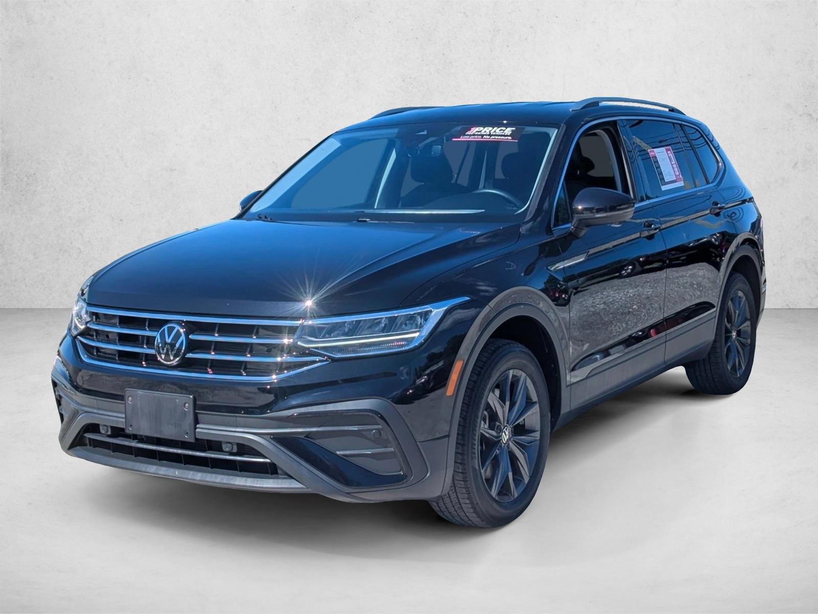 Thumbnail: 2023 Volkswagen Tiguan - 1