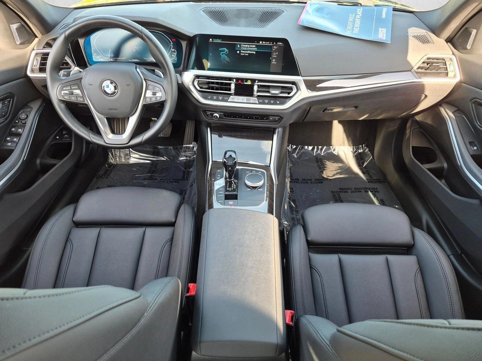Thumbnail: 2021 BMW 3 Series - 4