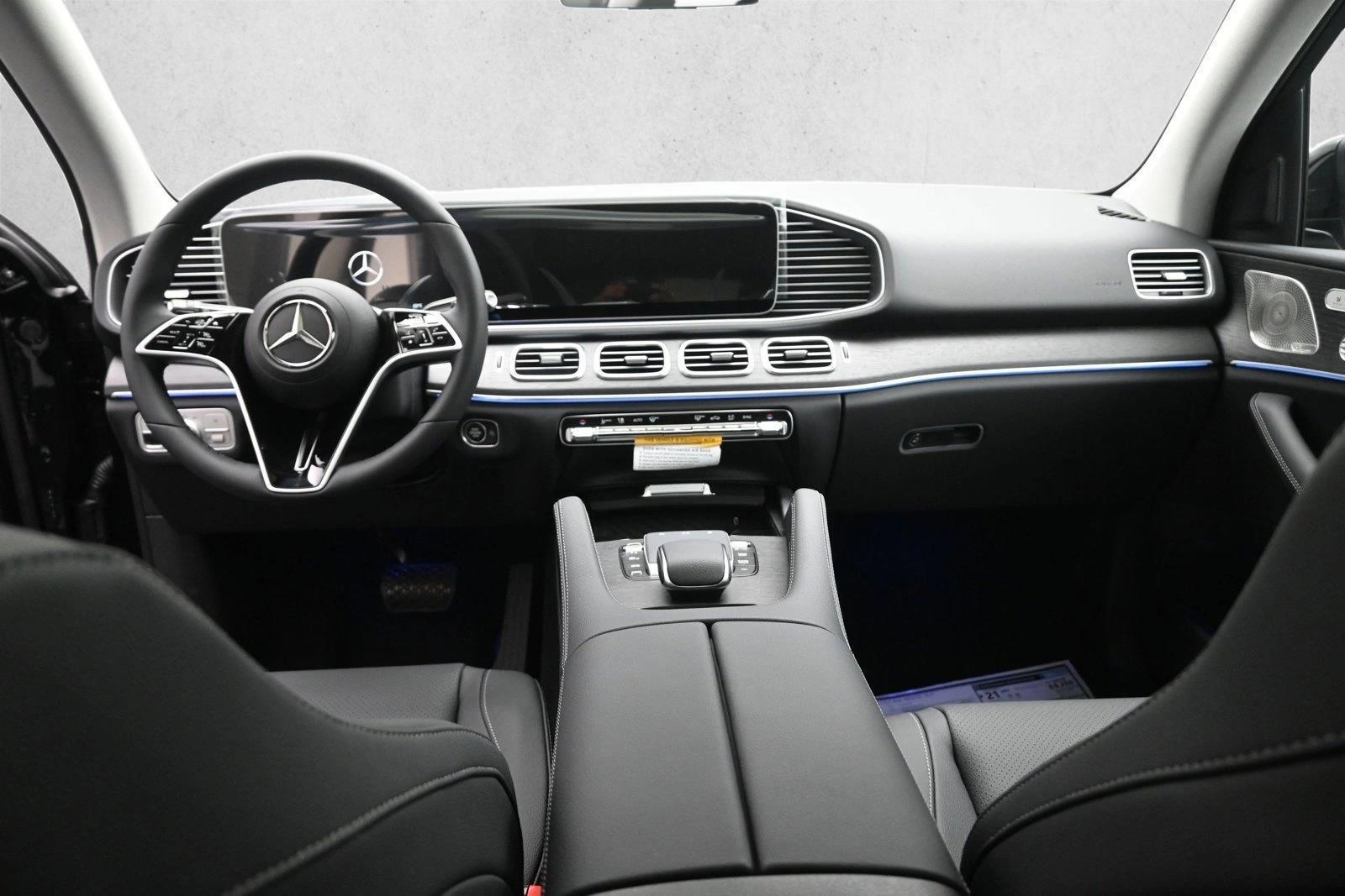 Thumbnail: 2026 Mercedes-Benz GLE - 3
