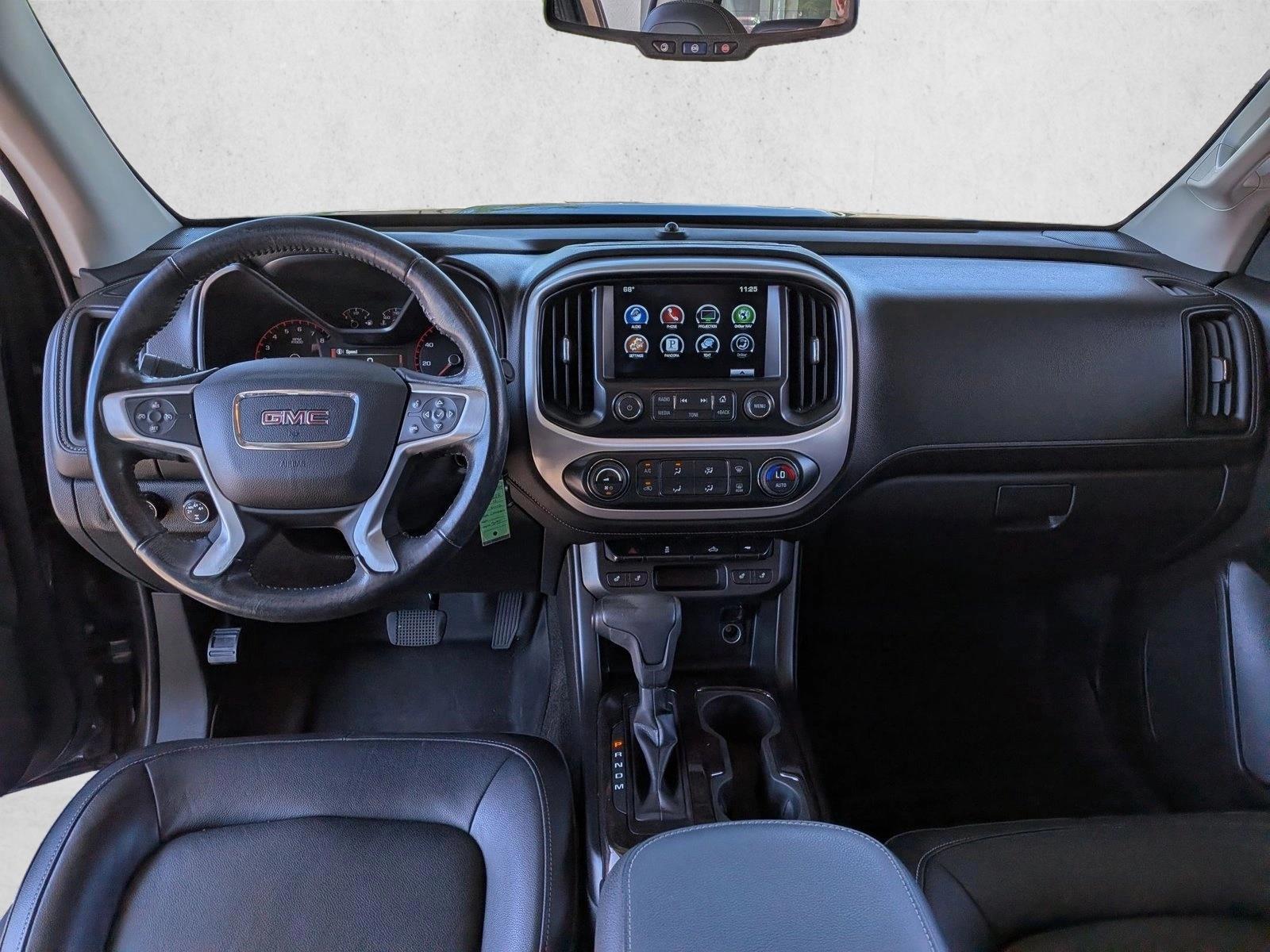 Thumbnail: 2016 GMC Canyon - 3