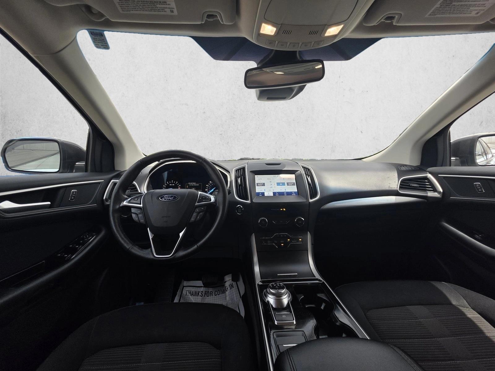 Thumbnail: 2019 Ford Edge - 3