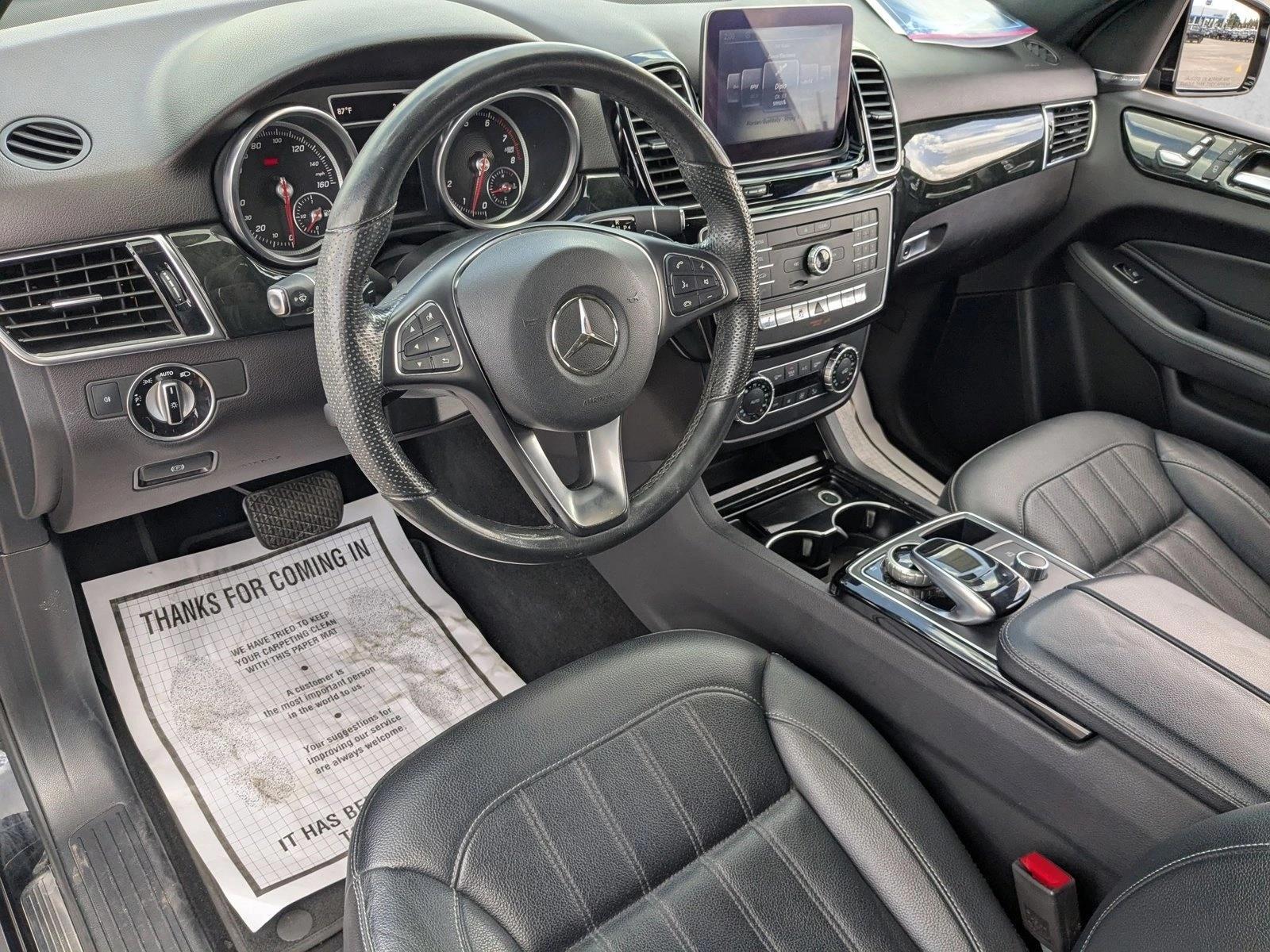 Thumbnail: 2017 Mercedes-Benz GLE - 3