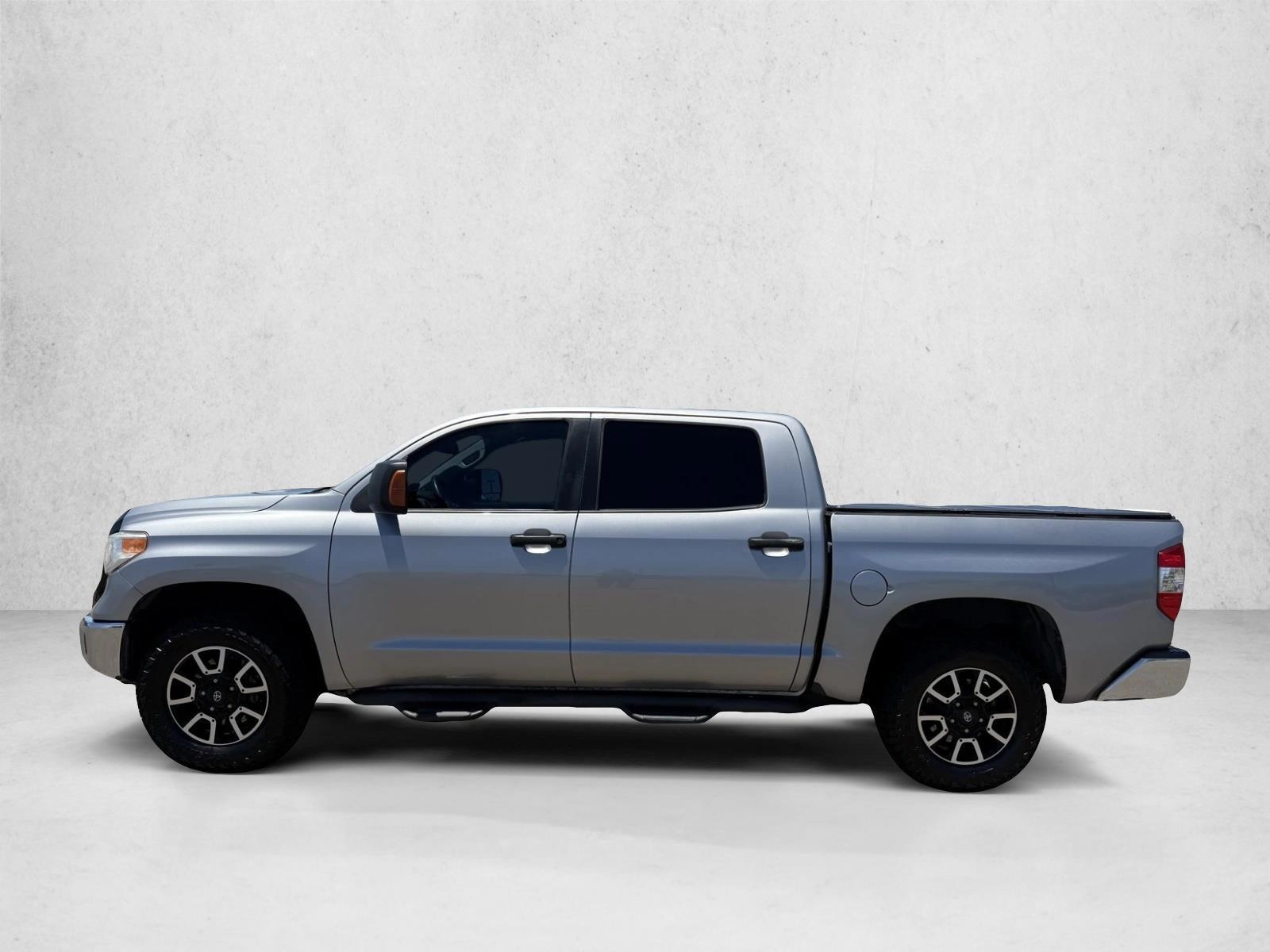 Thumbnail: 2015 Toyota Tundra - 2