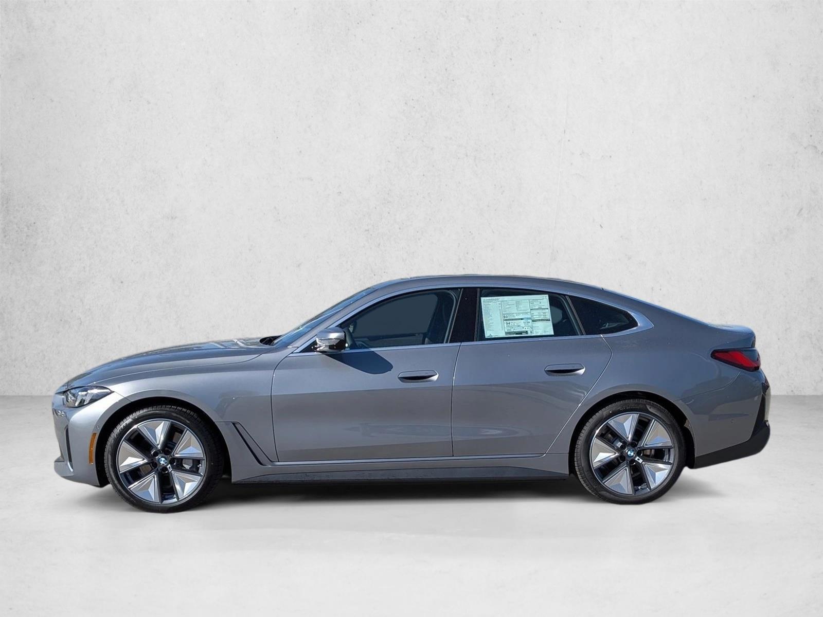 Thumbnail: 2026 BMW i4 - 2
