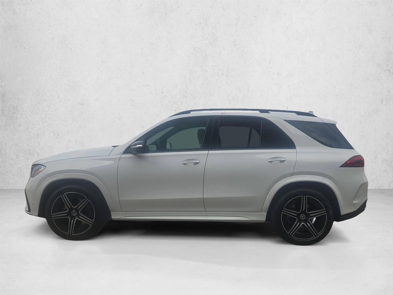 Thumbnail: 2026 Mercedes-Benz GLE - 2