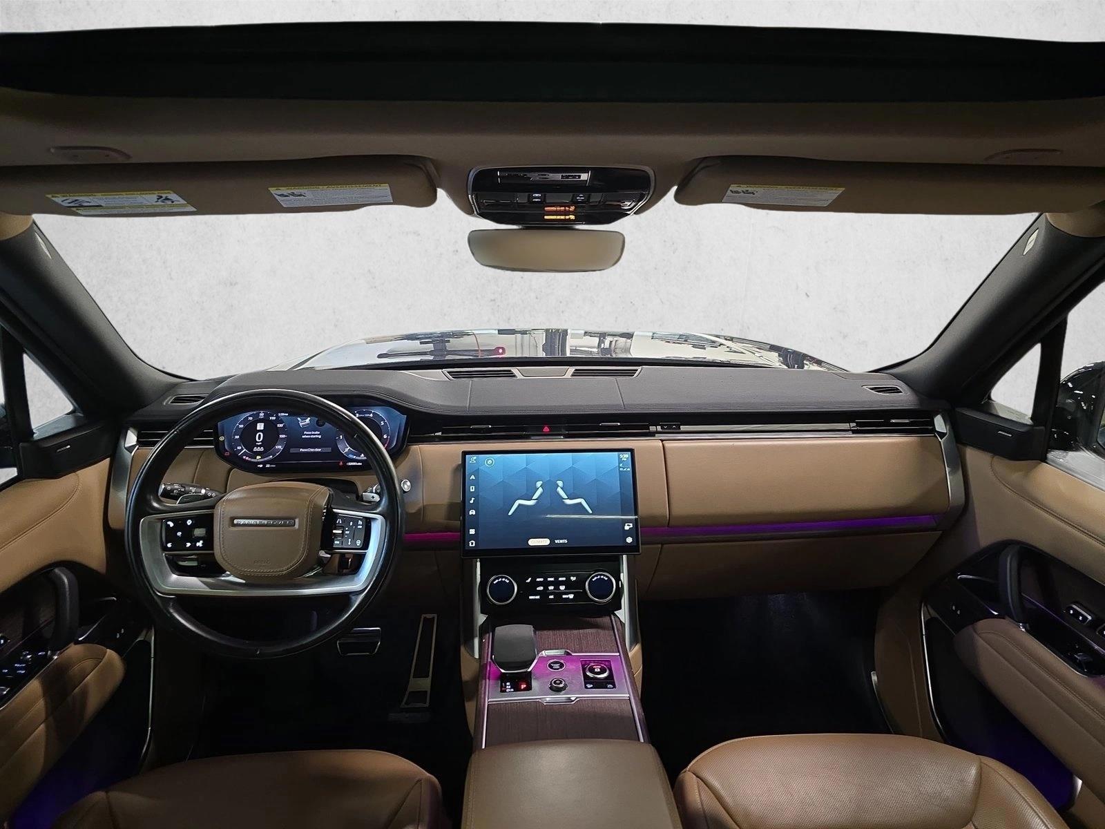 Thumbnail: 2023 Land Rover Range Rover - 3