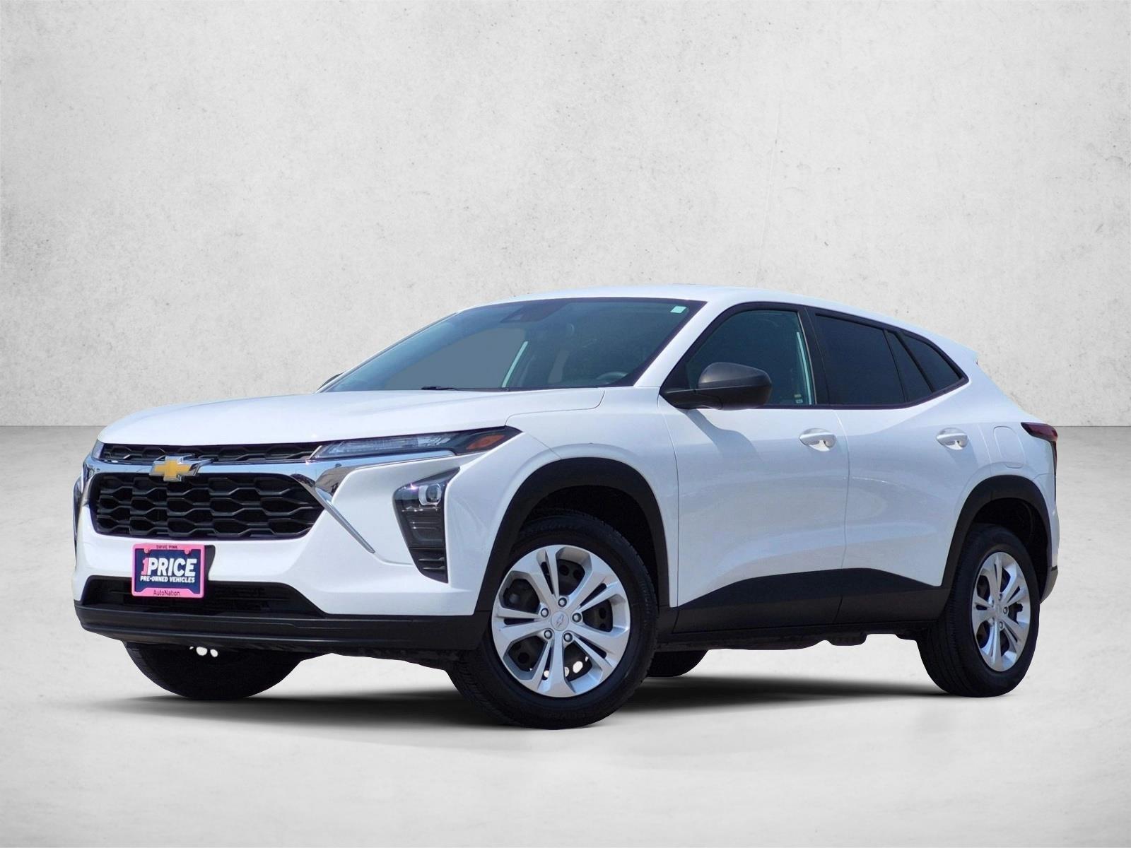 Thumbnail: 2024 Chevrolet Trax - 1