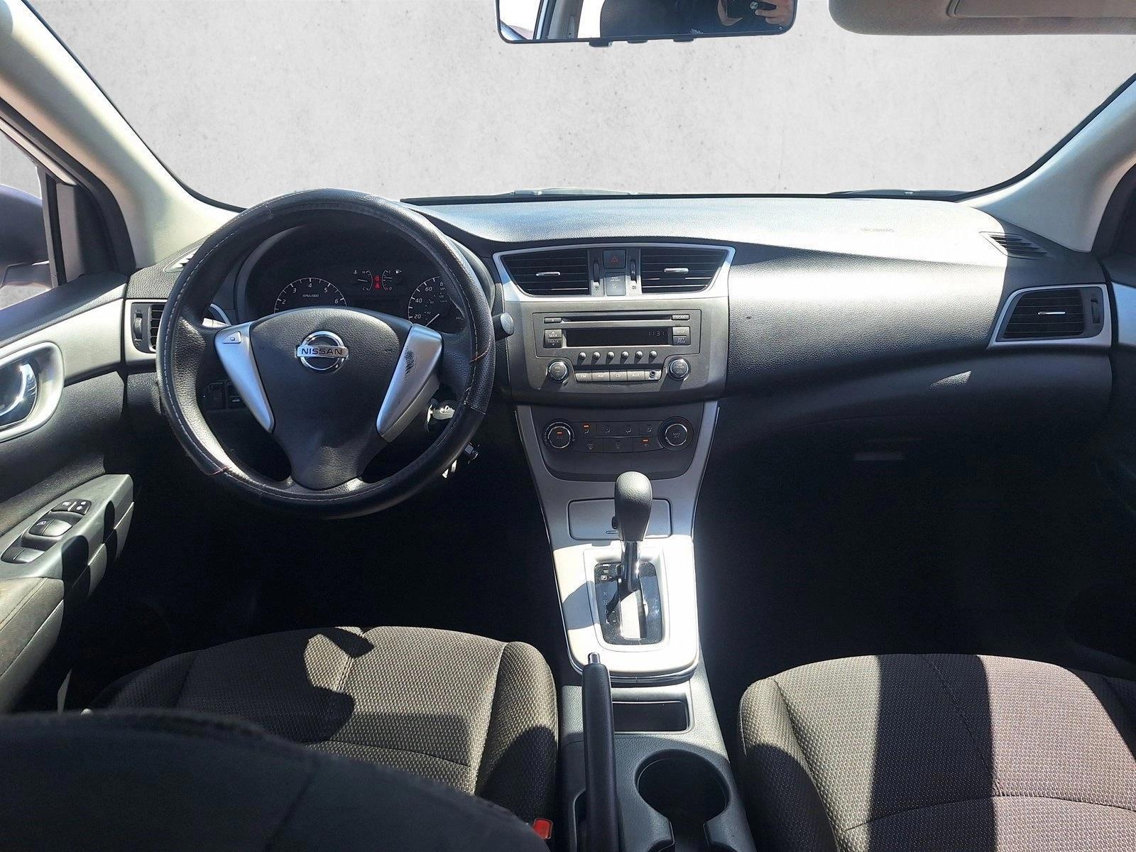 Thumbnail: 2013 Nissan Sentra - 3