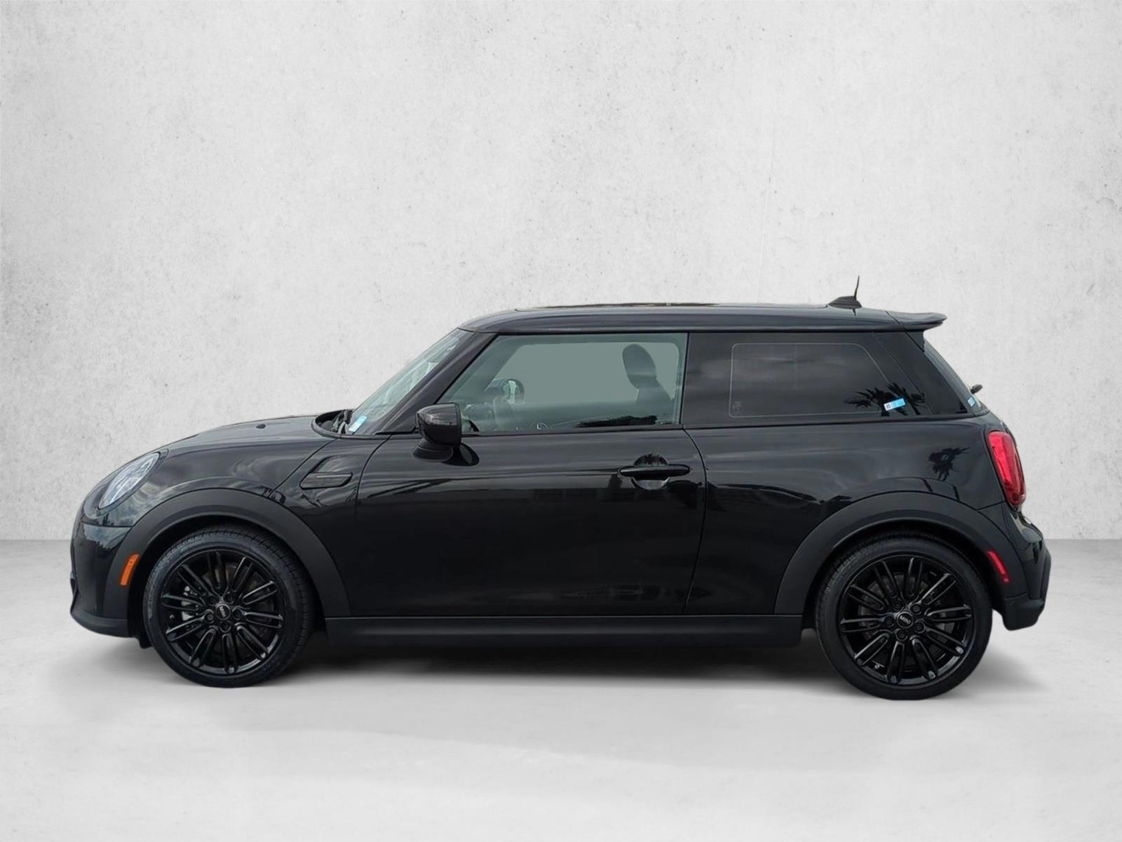 Thumbnail: 2024 MINI Cooper Hardtop - 2