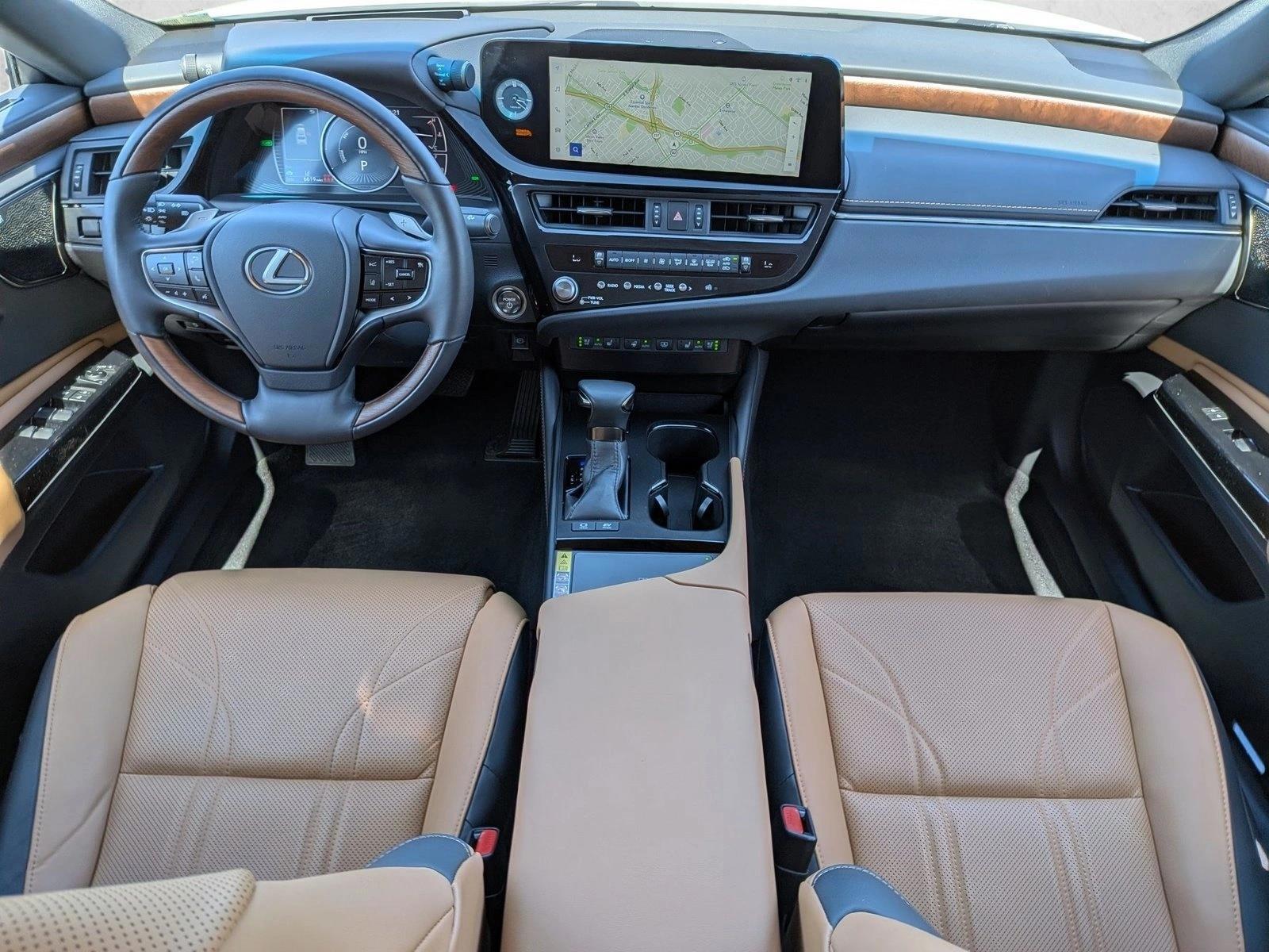 Thumbnail: 2024 Lexus ES - 4