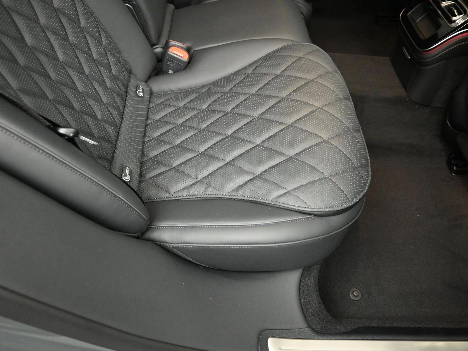 Thumbnail: 2026 Mercedes-Benz S-Class - 4