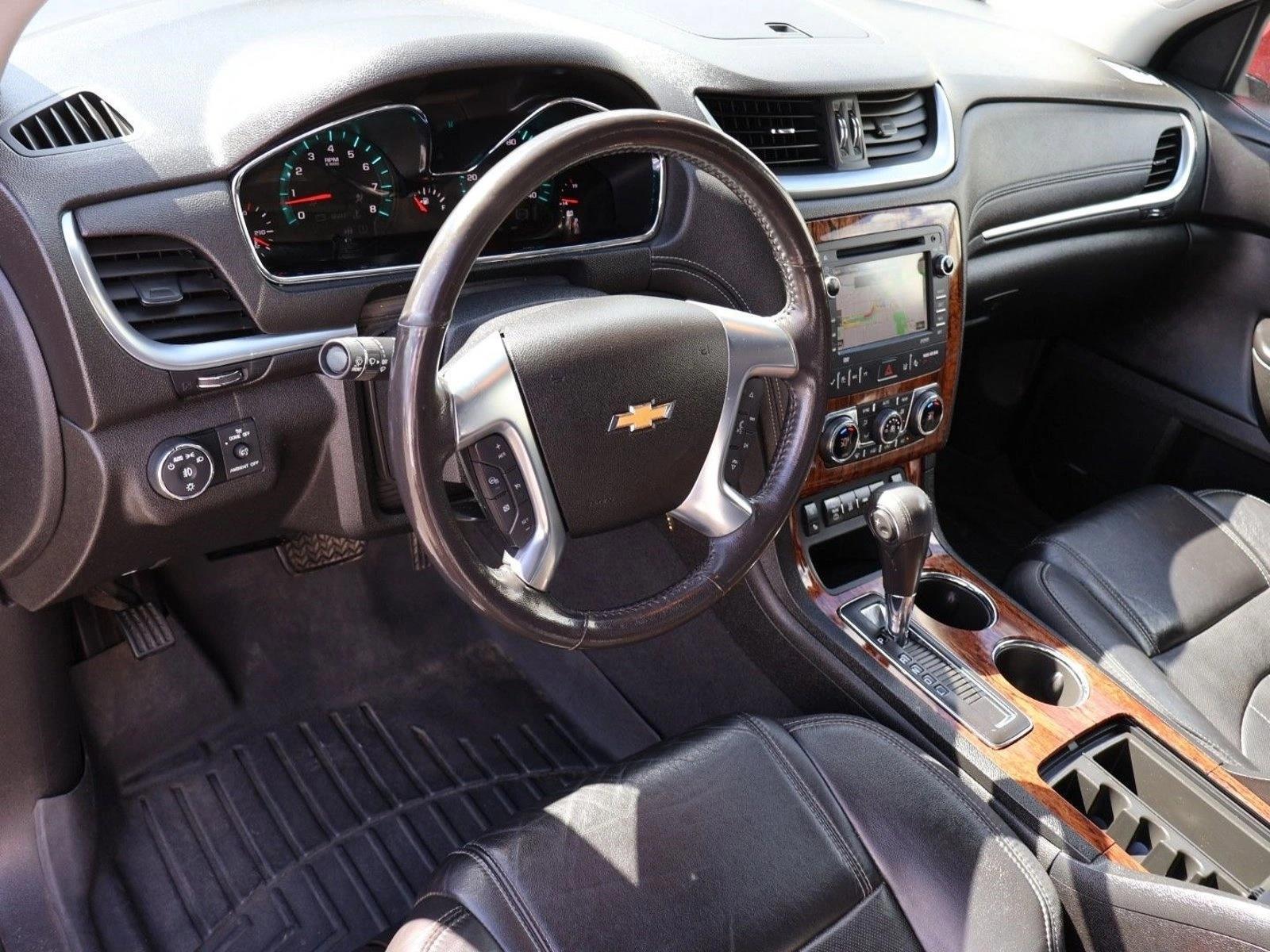 Thumbnail: 2014 Chevrolet Traverse - 3