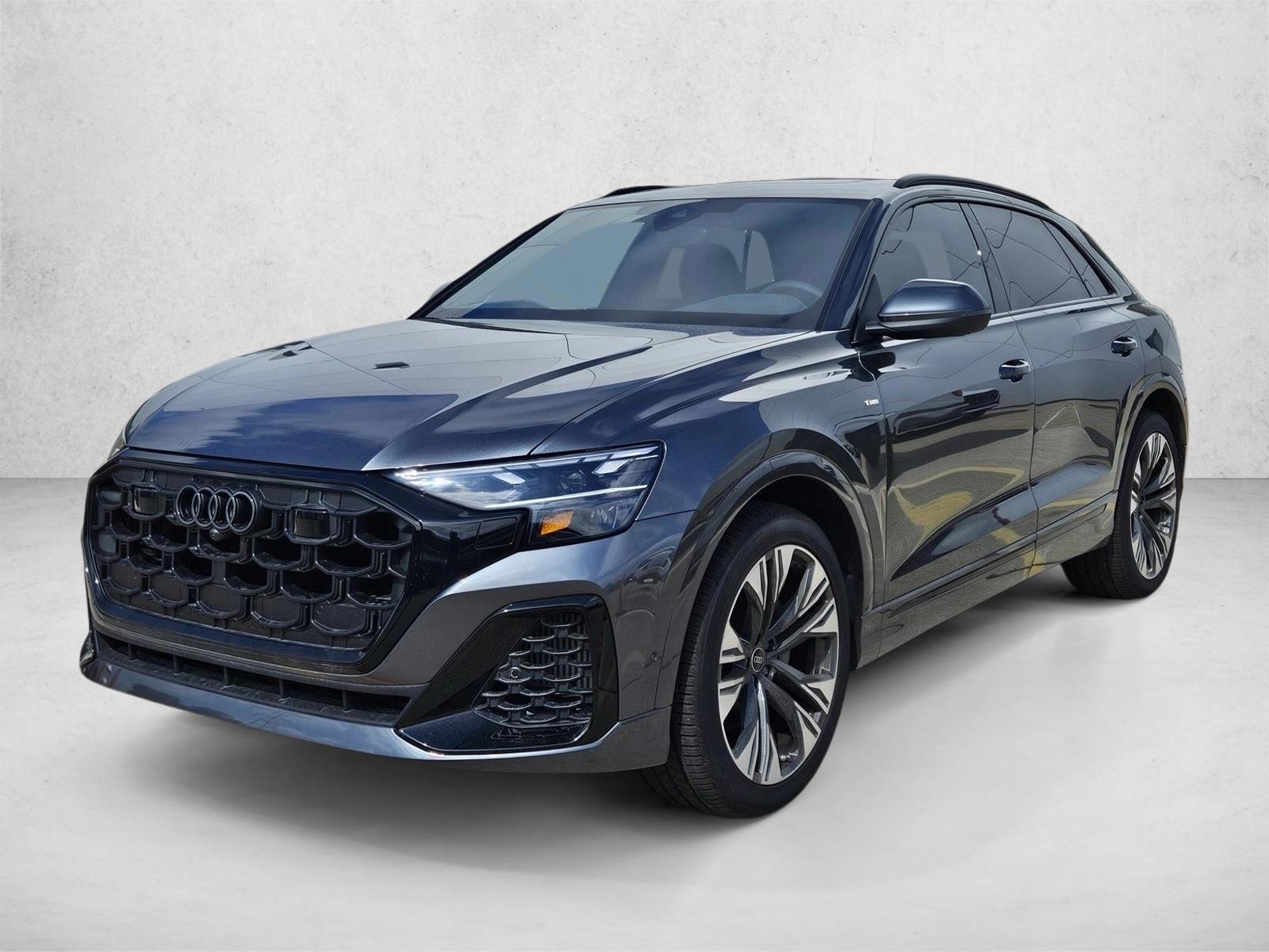 Thumbnail: 2026 Audi Q8 - 1